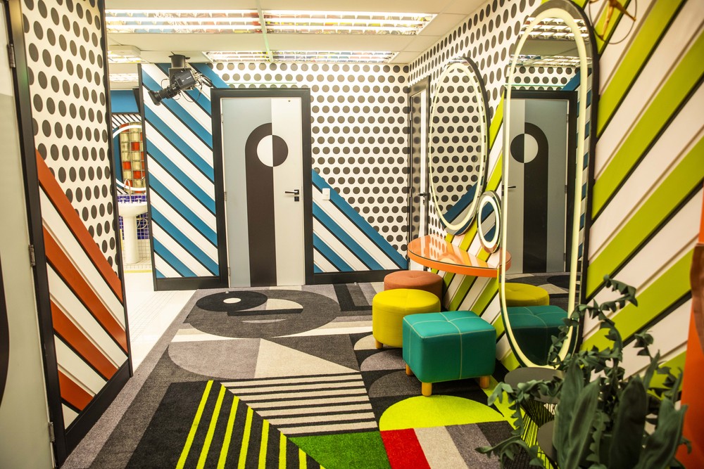 Casa do BBB22 inova com decoração inspirada em Le Corbusier, um dos maiores arquitetos suíços