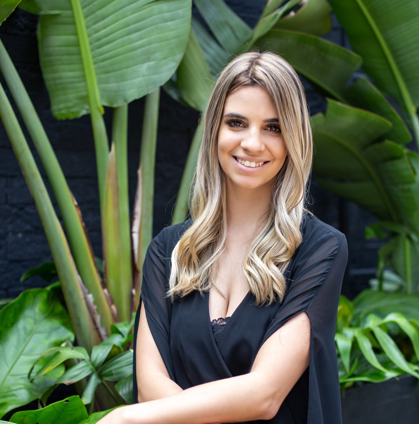 Arquitetura orgânica e muita sofisticação marcam ambiente de Gabriela Mendes na CASACOR São Paulo 2022
