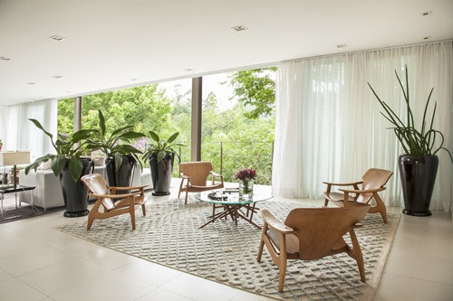 Como valorizar o décor de interiores com peças de design assinado