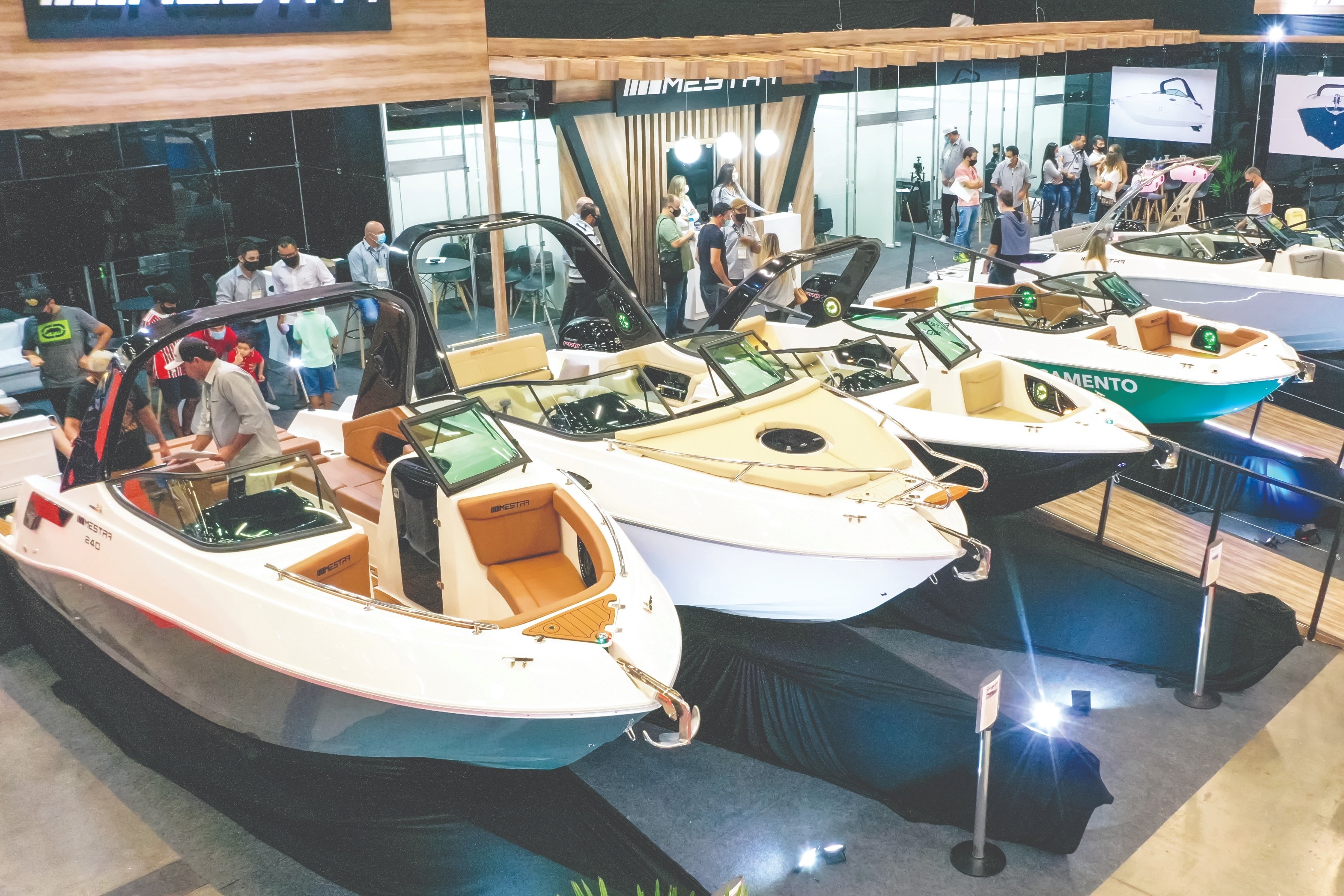 Veleiros e lanchas estão em lista de barcos de sistema de compartilhamento de barcos da 25ª edição do São Paulo Boat Show