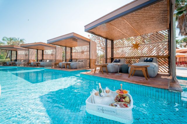 Hot Beach Olímpia inaugura lounge com assinatura da Chandon