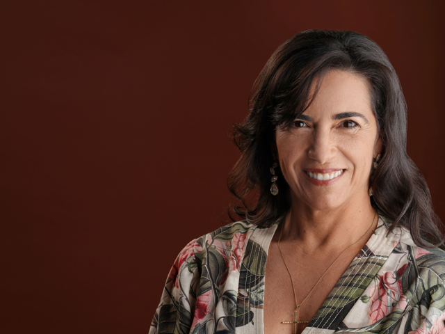 Arquiteta e designer premiada, Ana Arsky muda de carreira para tentar zerar o envio de lixo para aterros sanitários no Brasil até 2030