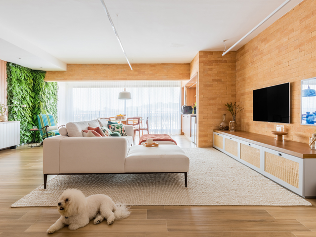 Após reforma, apartamento de 160m² é transformado em uma moradia ainda mais agradável e funcional para moradores e familiares