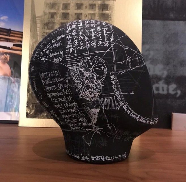 Mula Preta recebe exposição “Traços – DuZé” de José Ricardo Basiches