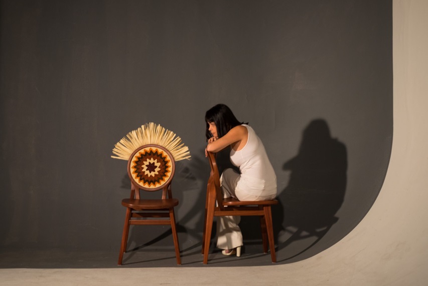 Designer e artista brasileira é destaque na Bienal de Design de Tel Aviv