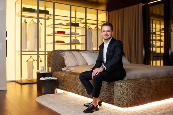 REVEEV lança camas assinadas na mostra CASACOR SC