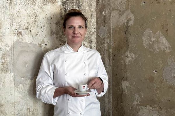 A illycaffè nomeia Chantelle Nicholson, chef com estrela Michelin verde,  como Chef Embaixadora do Reino Unido para 2023