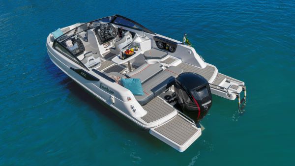 Estaleiro leva 13 lanchas inovadoras ao São Paulo Boat Show, de 21 a 26 de setembro