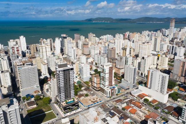 Itapema supera Balneário Camboriú na variação de preço dos imóveis em 2023