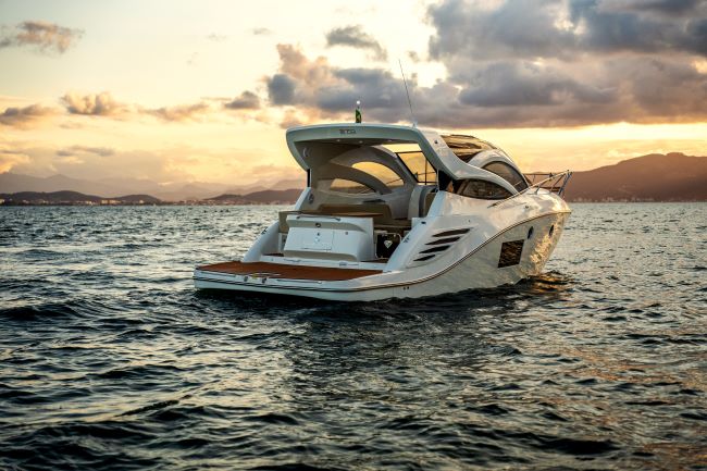Barco com cabines inspiradas em hotéis de charme é lançado no São Paulo Boat Show