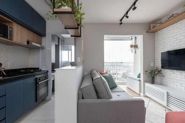 Studio Monfré transforma primeiro apartamento de casal em São Paulo