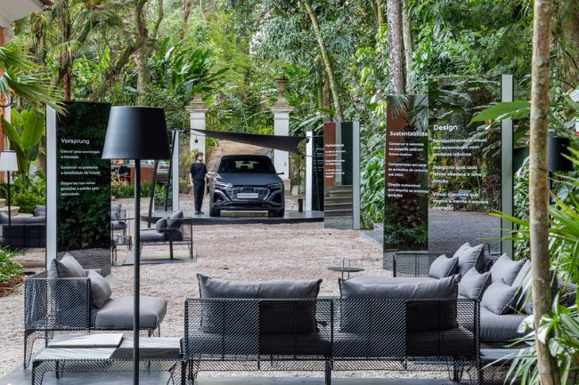 Fusão entre estética alemã e identidade brasileira marcam “Audi Platz”, ambiente assinado pela Cité Arquitetura no CASACOR RIO 2023