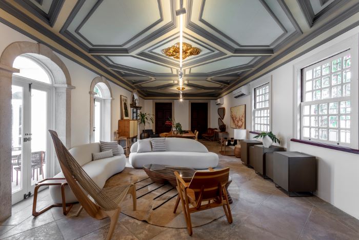 Uultis se une à Casa Rosemberg em projeto inovador que evidencia móveis com design brasileiro na capital baiana
