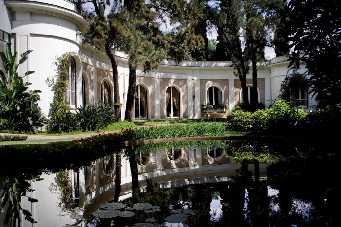 Casa Museu Ema Klabin revela planos para 2024 e apresenta uma nova edição da exposição “Mesa (Ex) Posta”