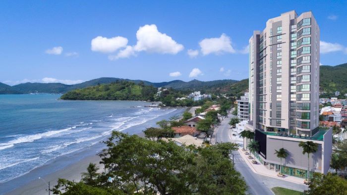 Porto Belo recebe novo residencial com vista panorâmica para o nascer e pôr do sol, redesenhando o horizonte da cidade