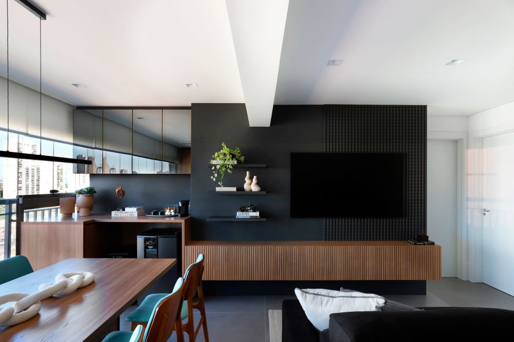 Fantato Nitoli Arquitetura elabora projeto de apartamento “Dark” para executivo jovem