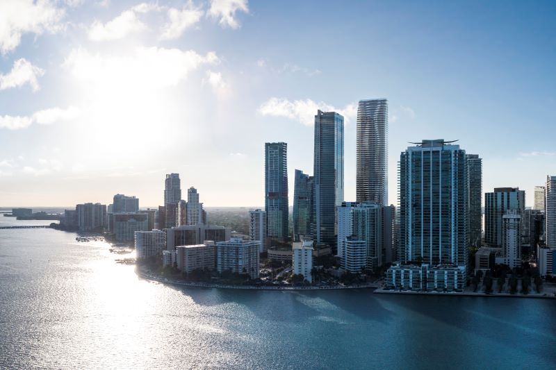 Arquitetura de empreendimento em Miami é influenciada por Oscar Niemeyer e Roberto Burle Marx