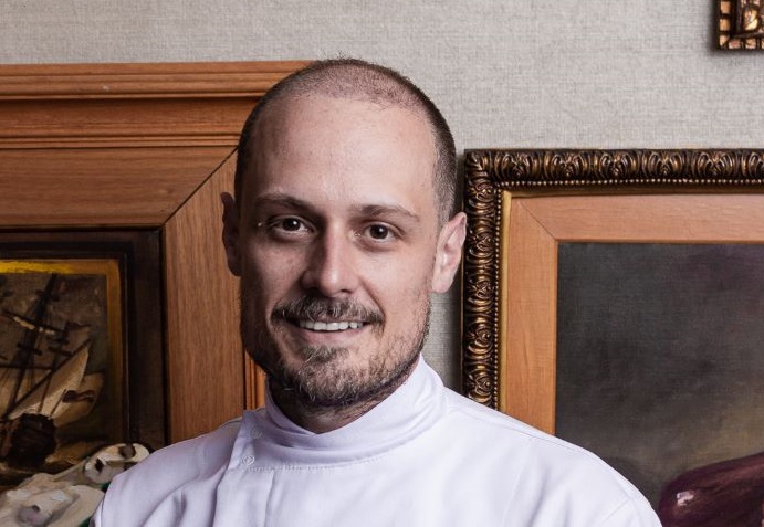 Eduardo Richard, ex-Masterchef, lidera novo restaurante no Bourbon Curitiba Hotel & Suítes