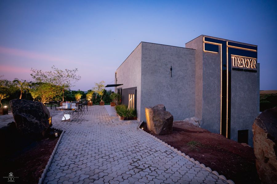 Projeto do Restaurante Trevoar é caracterizado por sua elegância e imponência
