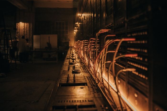 DW Especial: Kura realiza exposição em prédio histórico da antiga Telesp