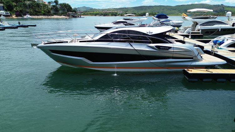 Ventura revela inovações no Rio Boat Show 2024, incluindo a 1ª moto aquática 100% elétrica