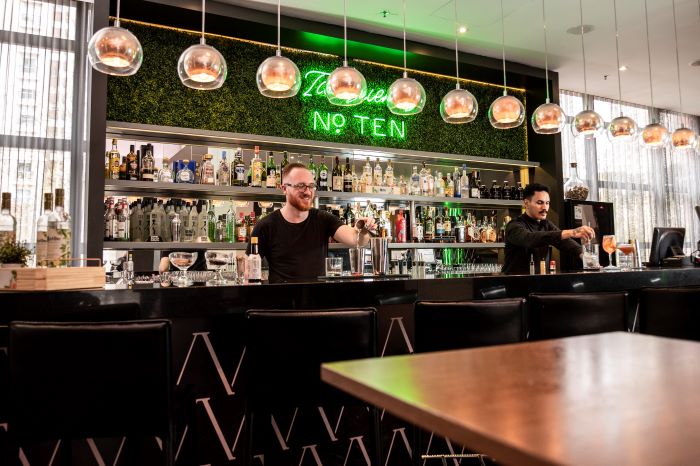 Head bartender do Five Lounge é finalista no maior campeonato de coquetelaria mundial