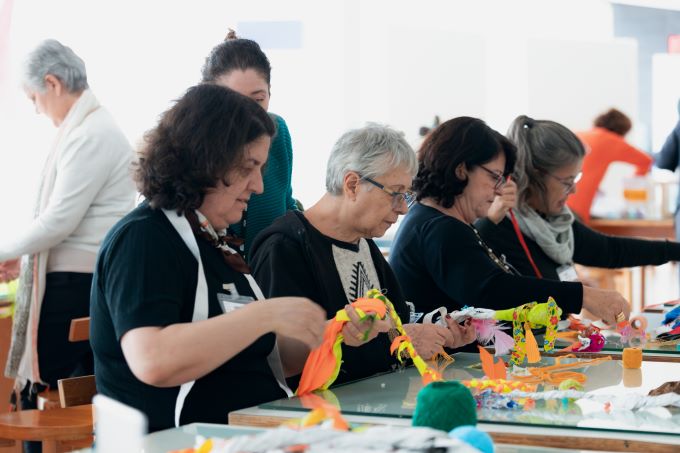 MON realiza encontros para o público 60+ sobre a exposição ‘O Jardim’