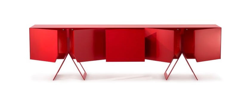 Vermelho em destaque: Jayme Bernardo lança o Buffet 2V