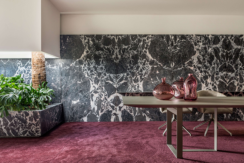 Mármores da Michelangelo ganham destaque na Mostra Artefacto 2024, com o tema “Meu Lugar”
