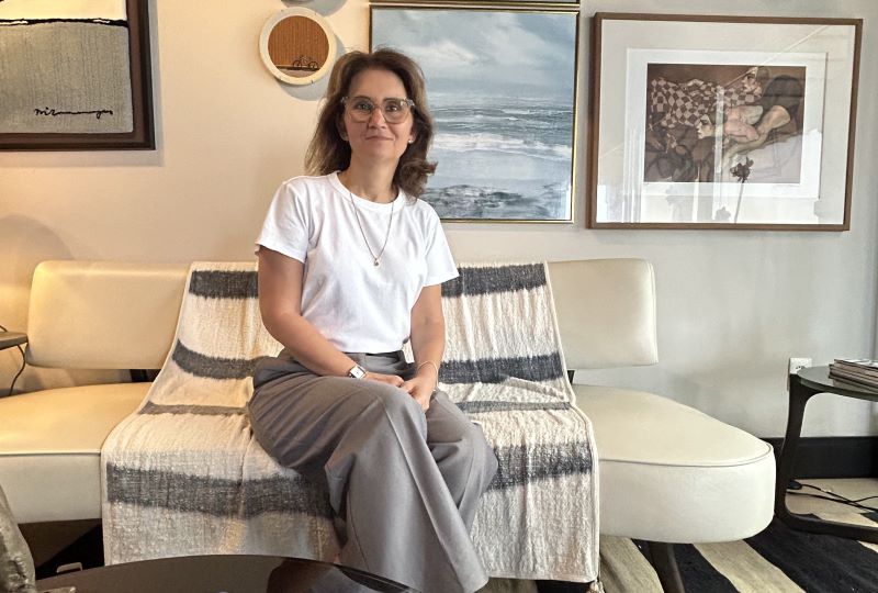 Com 30 anos de experiência em turismo, Andrea Santos assume gerência de hotel no litoral catarinense