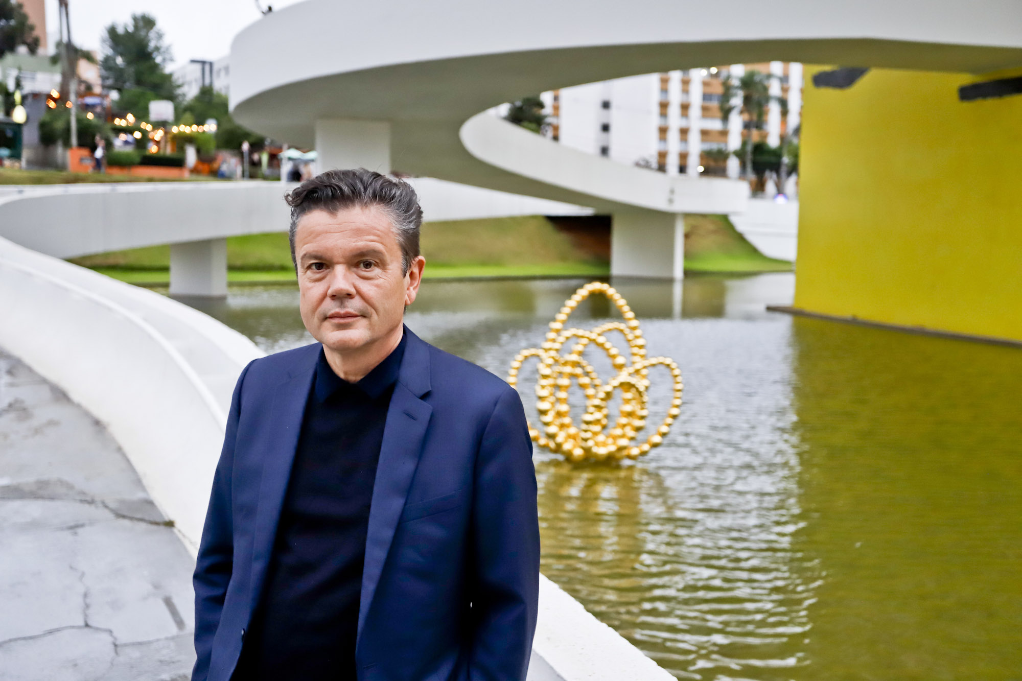 O Olho da Noite: um “planetário” de Jean-Michel Othoniel especialmente projetado para o MON em homenagem a Oscar Niemeyer