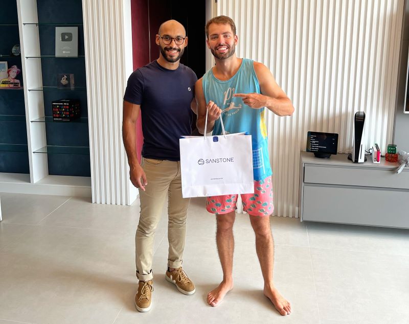 Empresa de rochas ornamentais fortalece presença no mercado em parceria com influenciadores
