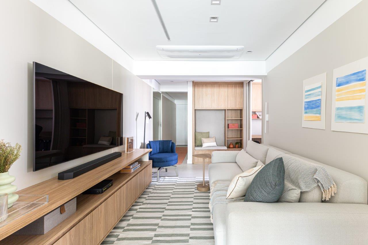 Apartamento assinado pelo Estúdio Bena alinha estilo e funcionalidade
