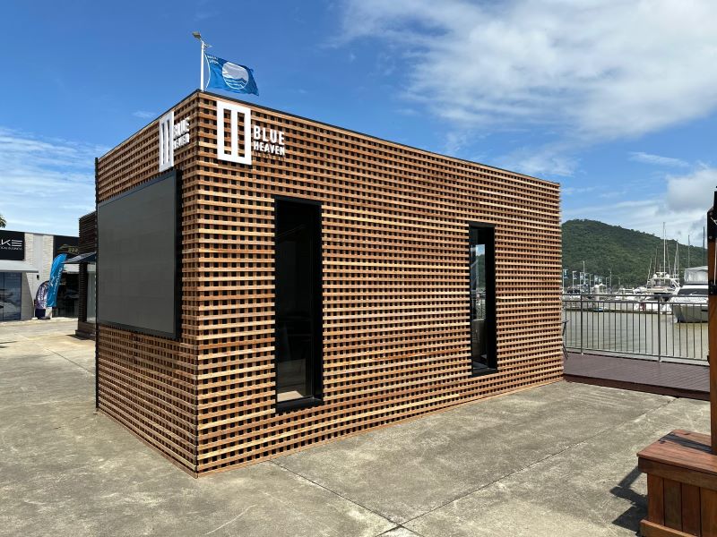 Inspirada no estilo de vida náutico, construtora catarinense inaugura lounge em marina de SC