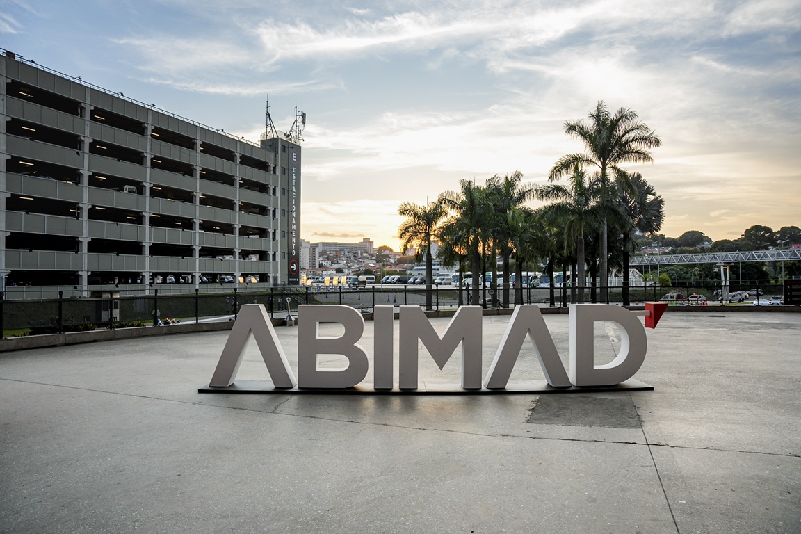 ABIMAD conecta o crescimento da indústria moveleira ao mercado de alto padrão no Brasil e no exterior