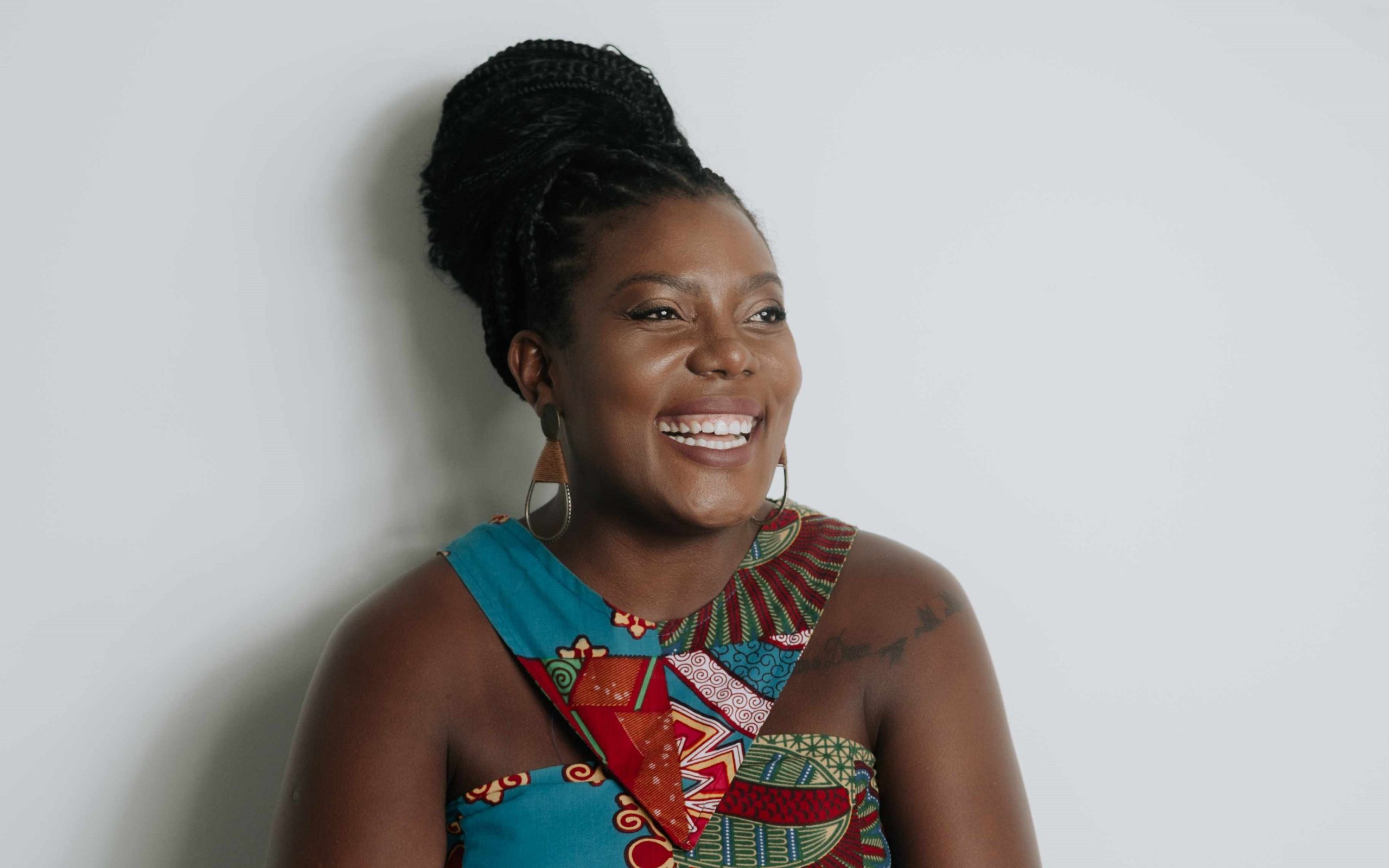 Gisele de Paula leva narrativas pretas e arquitetura expográfica para os Estados Unidos