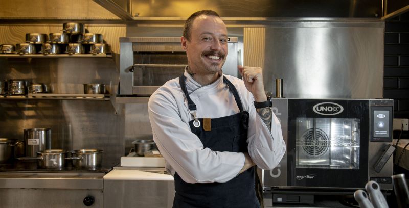 Ex-MasterChef Willian Peters retorna à Curitiba e inaugura novo restaurante