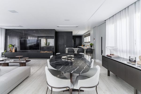 A elegância atemporal na combinação entre o preto e o cinza no décor