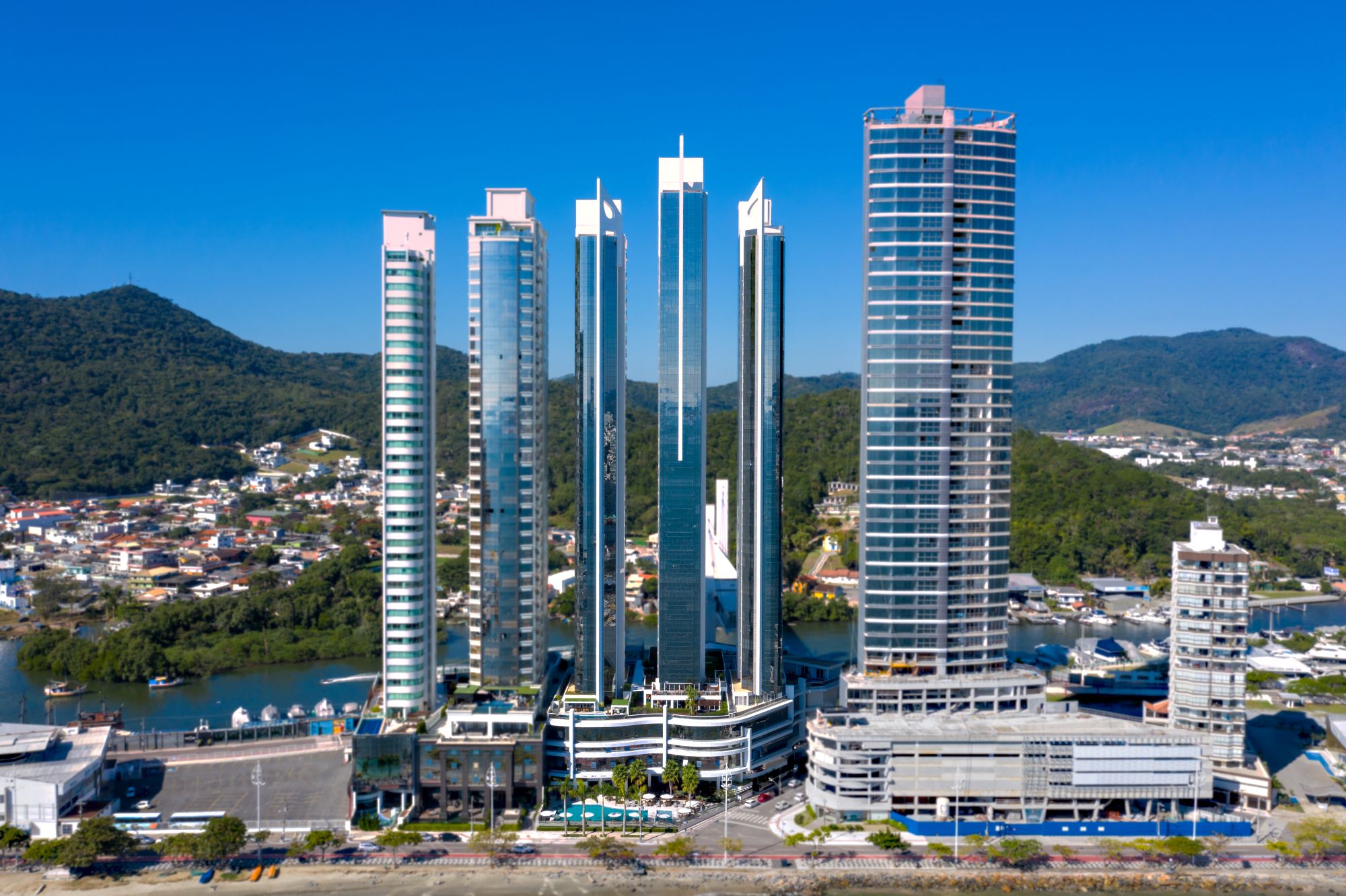 Conheça o apartamento de R$ 12 milhões em uma das ruas mais caras do país