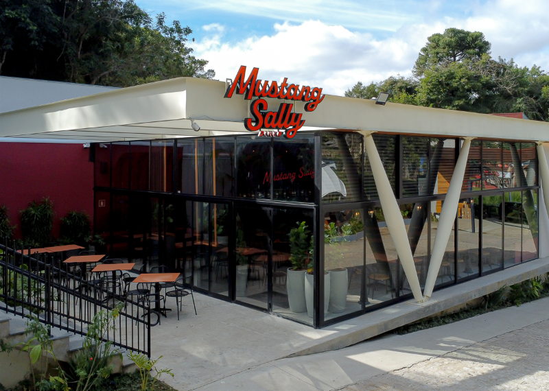 Mustang Sally inaugura operação na Rua da Música com projeto arquitetônico fascinante