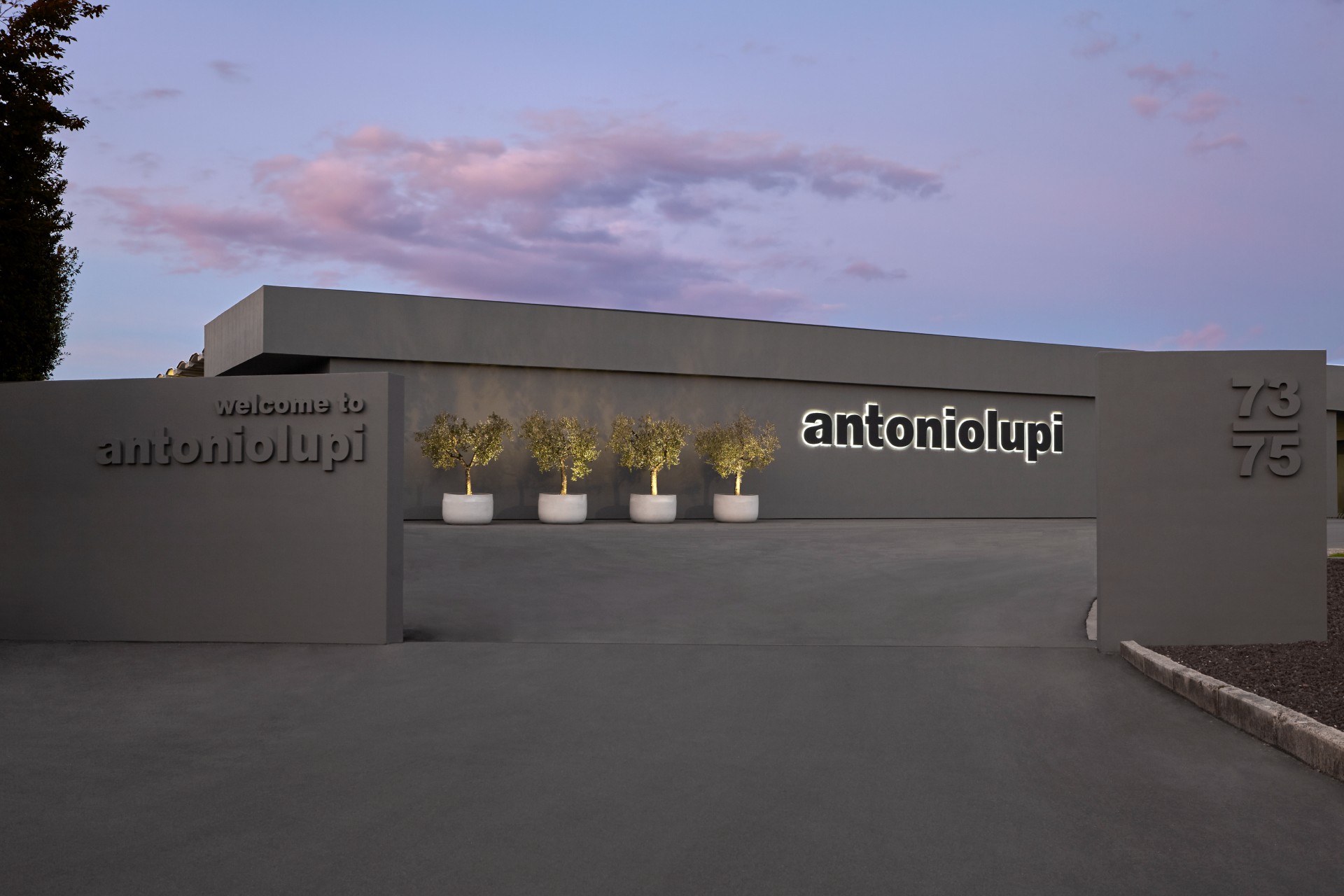 Roca Group entra no segmento de luxo com a incorporação da Antonio Lupi, marca italiana icônica em design de espaços de banho