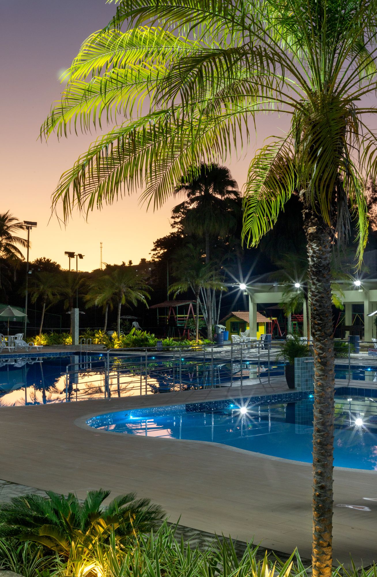 Iluminação de jardim: o toque final que transforma o paisagismo à noite