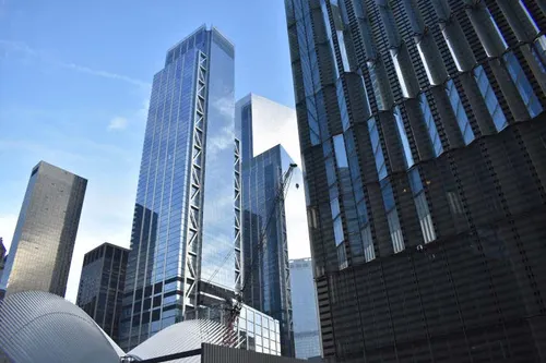 Simara Mello assina cobertura com vista 360° no One Tower, um dos arranha-céus mais altos da América do Sul