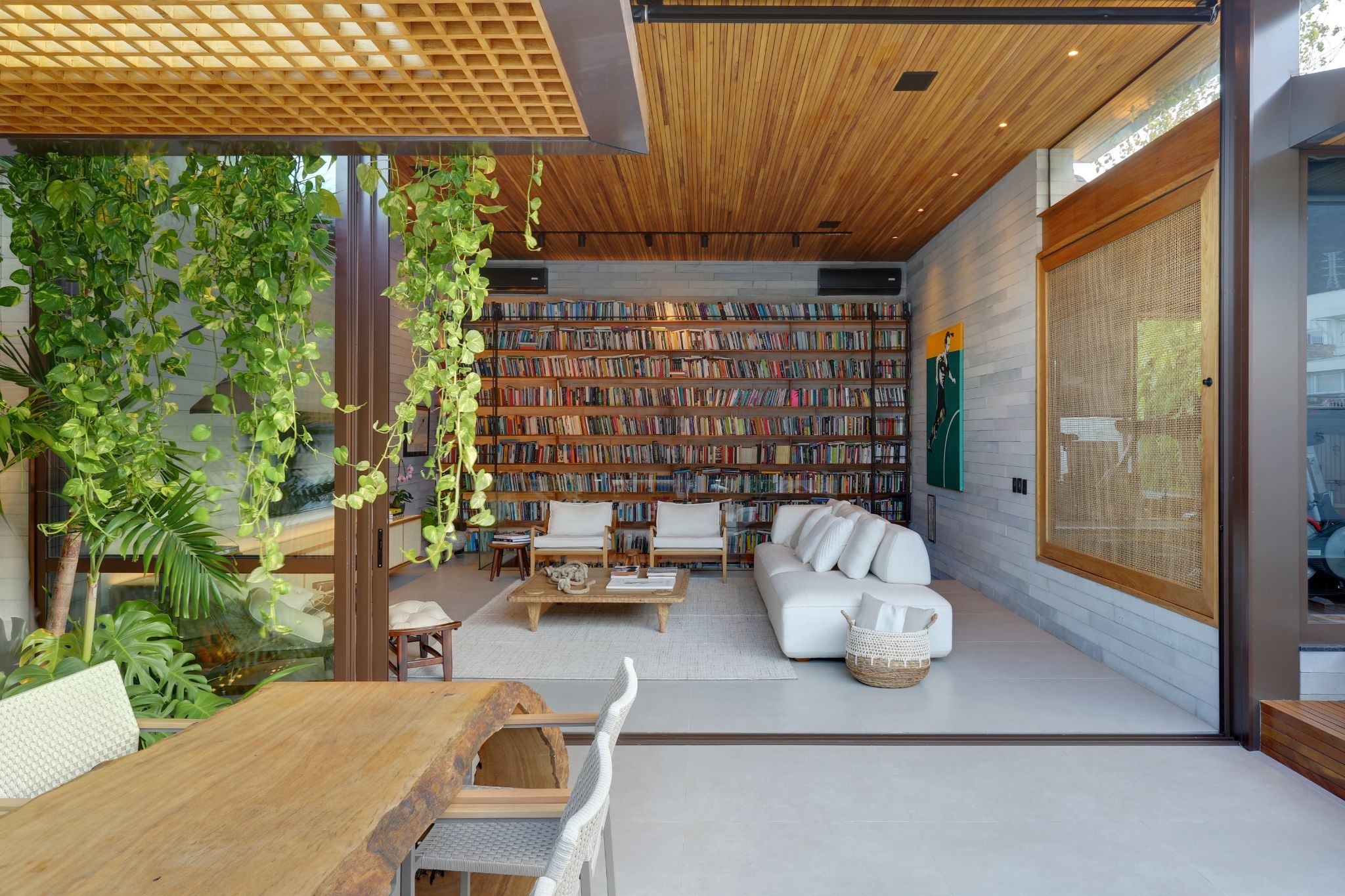 ENTRE LIVROS, ARTE E PAISAGEM